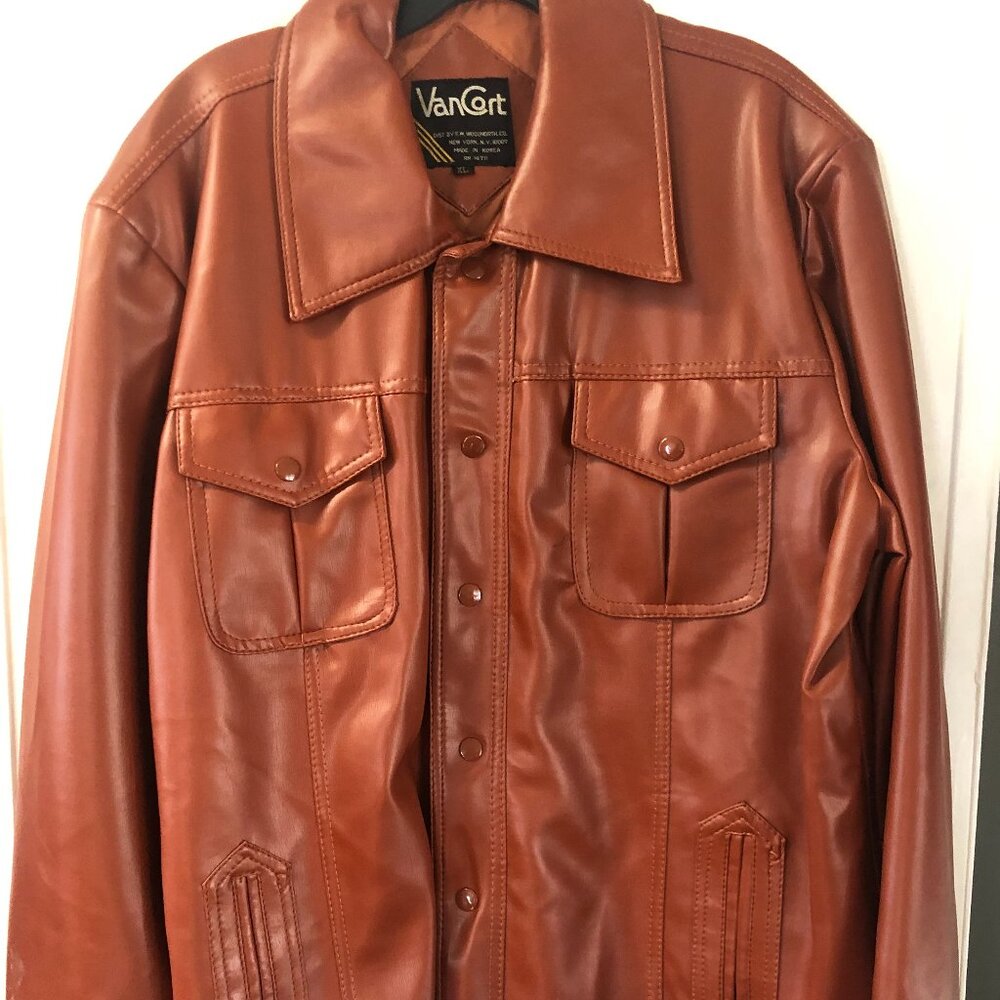 VanCort Jacket in XL and a mud brown